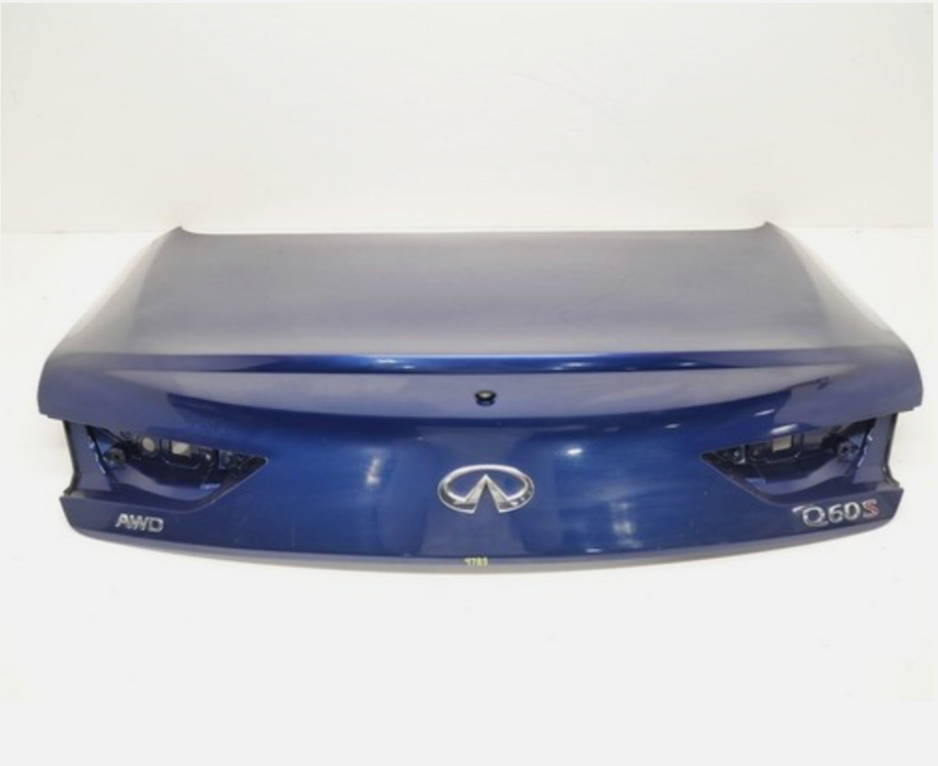 Q60 Trunk